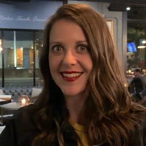 Meet your Posher, Jillian